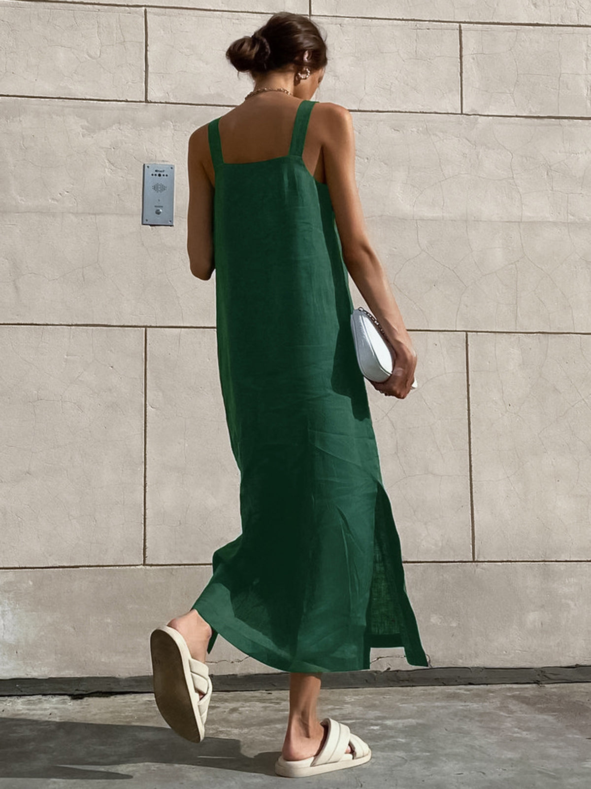 Minimalist Pamuklu İnce Askılı Uzun Elbise