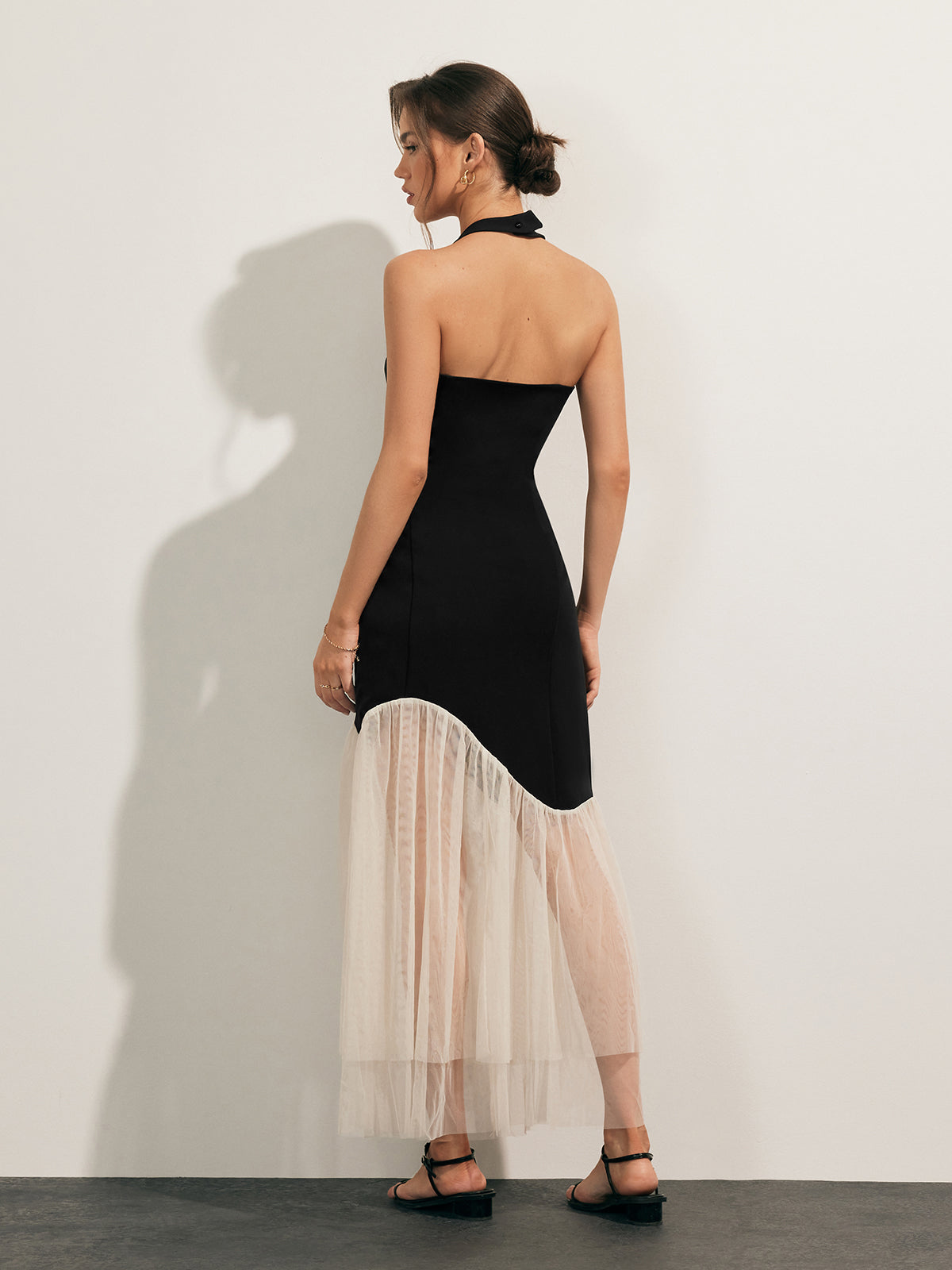 Tül Etek Uçlu Slim Halter Yaka Uzun Elbise