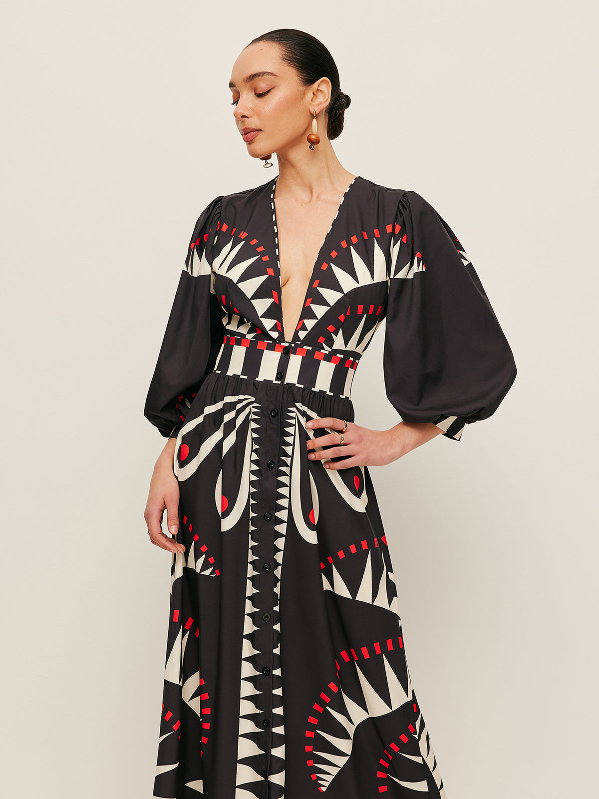 Boho Desenli V Yaka Yırtmaçlı Elbise