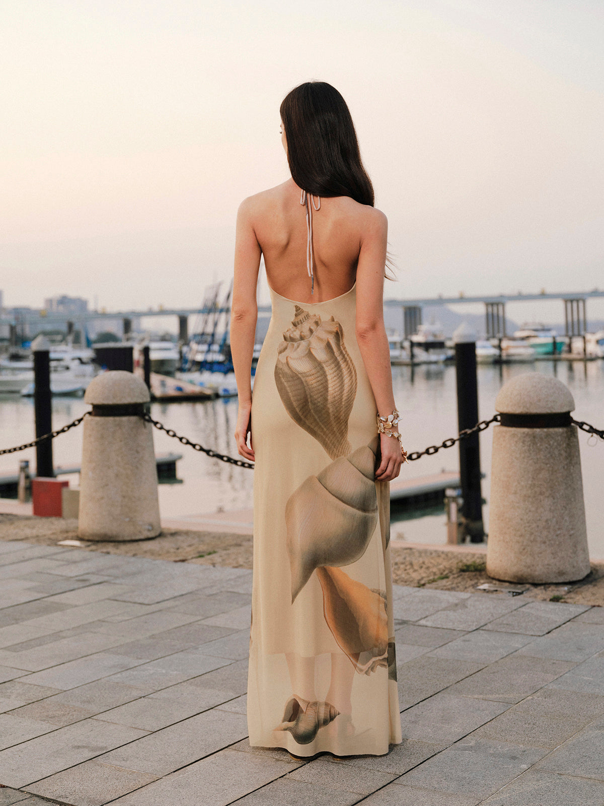 File Halter Yaka Sırt Dekolteli Elbise