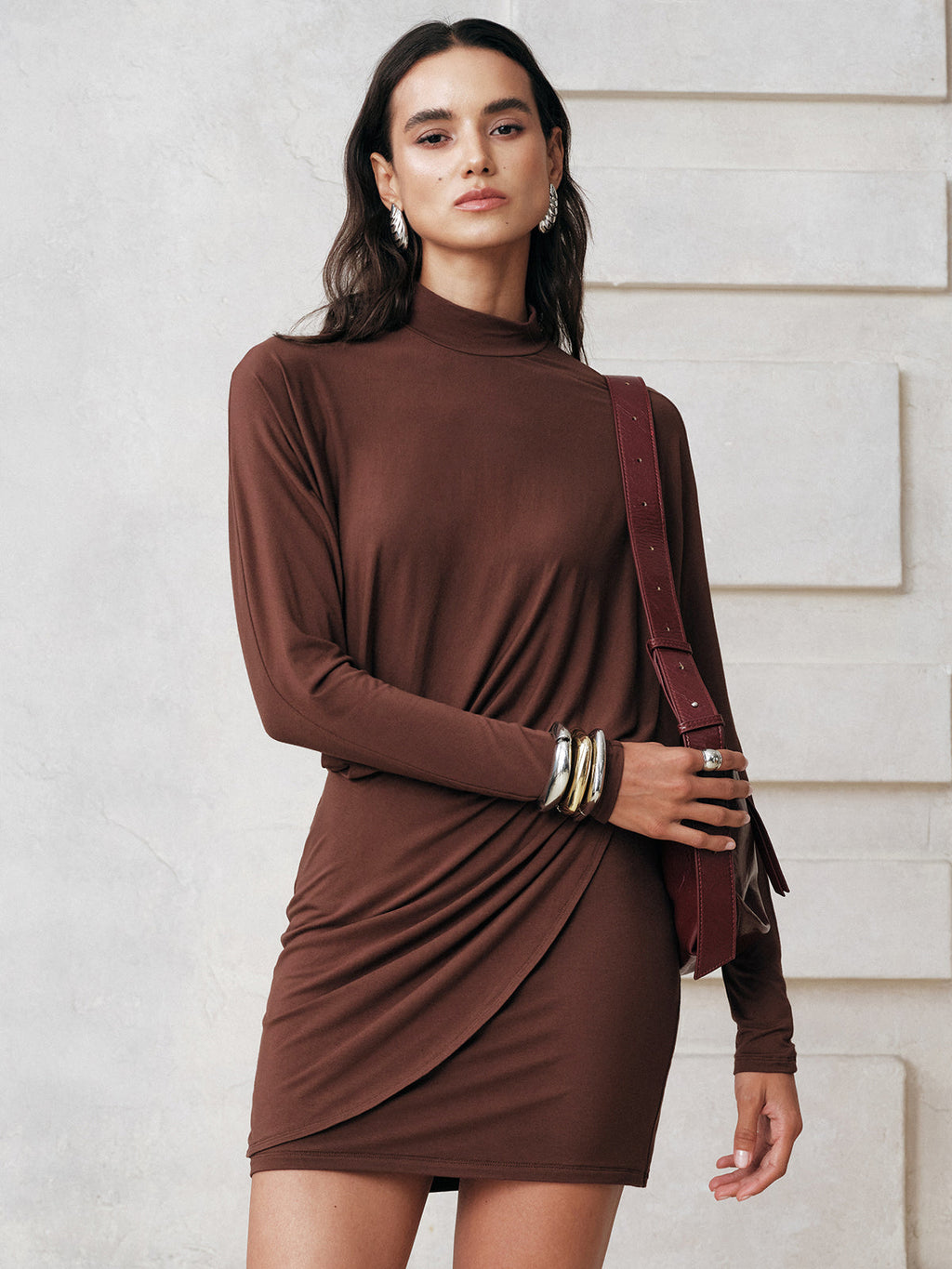 Yüksek Yaka Draped Yarasa Kollu Mini Elbise