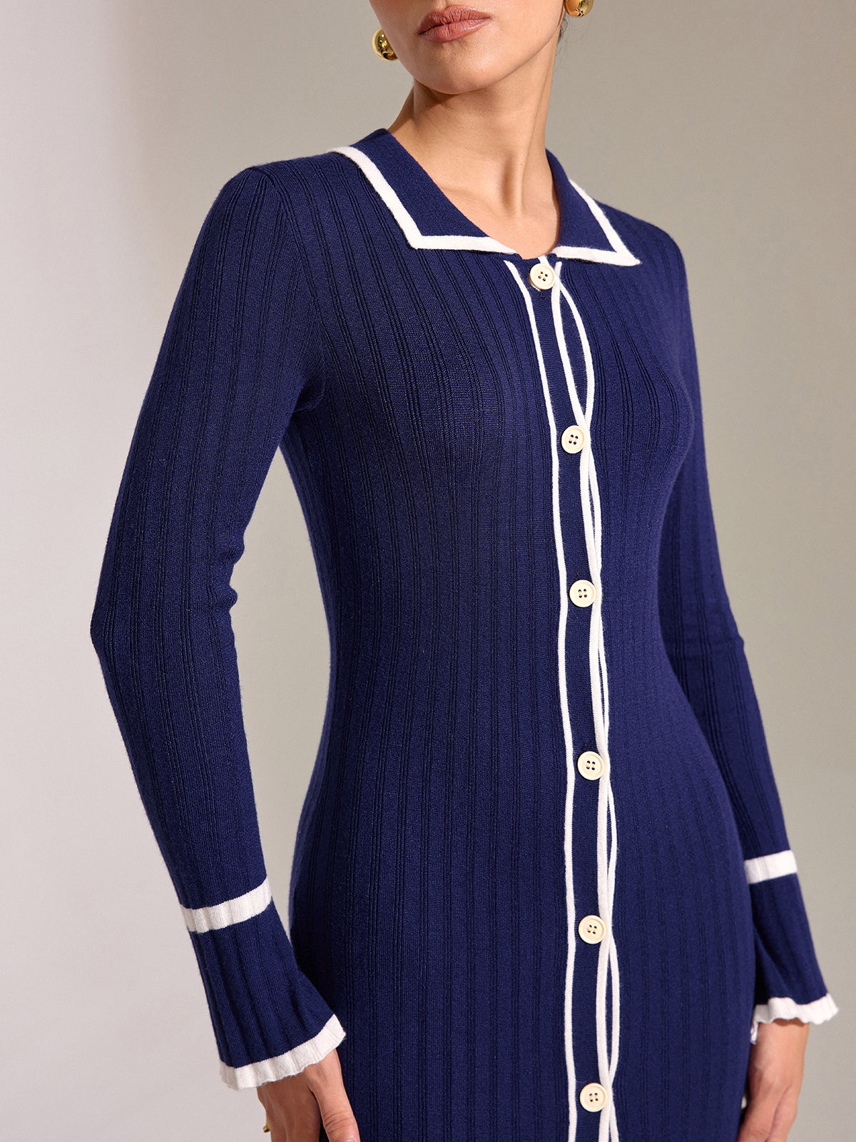 Kontrast Biyeli Önden Düğmeli Slim Fit Midi Elbise