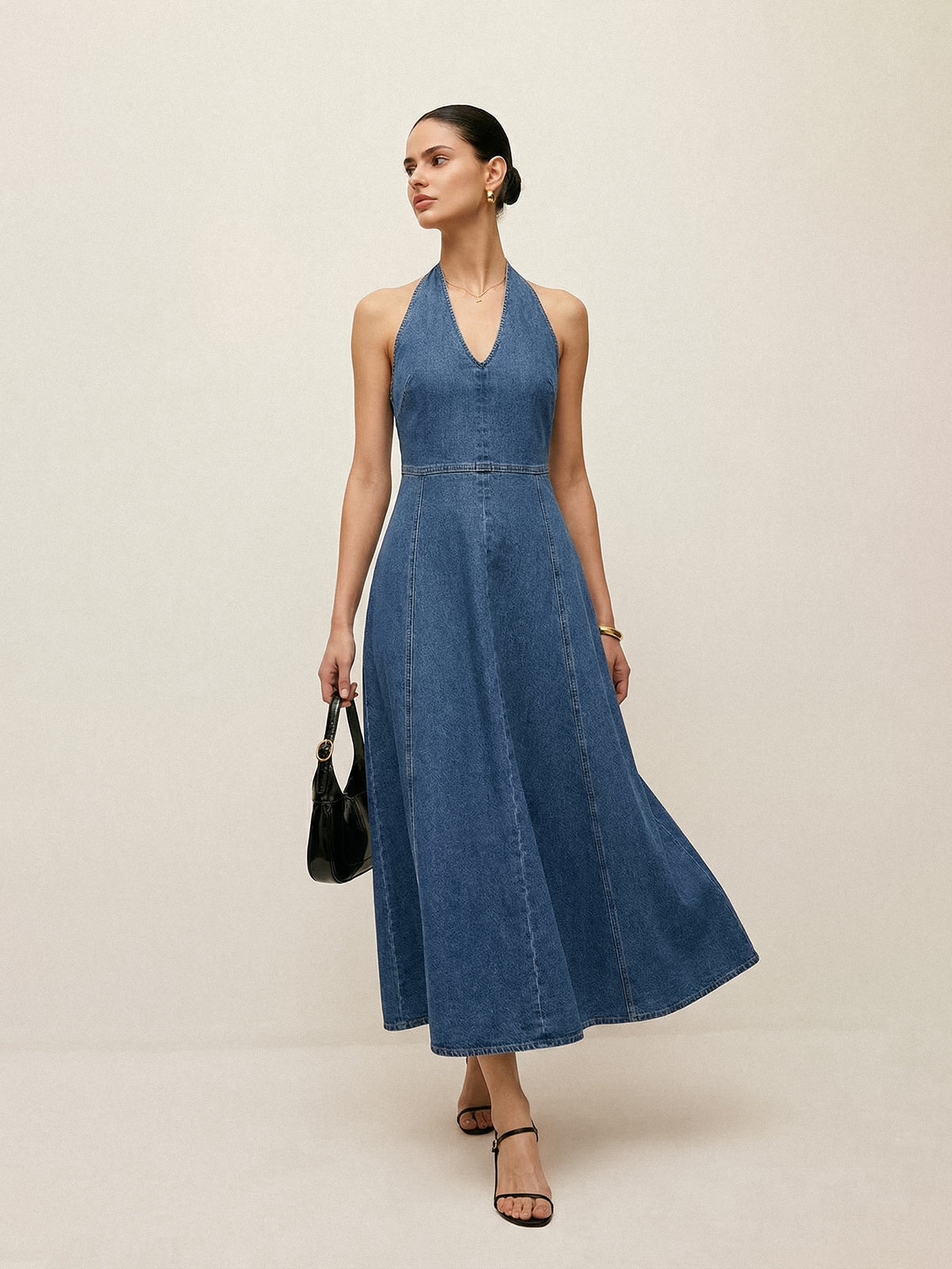 Halter Yaka Sırt Dekolteli Denim Midi Elbise