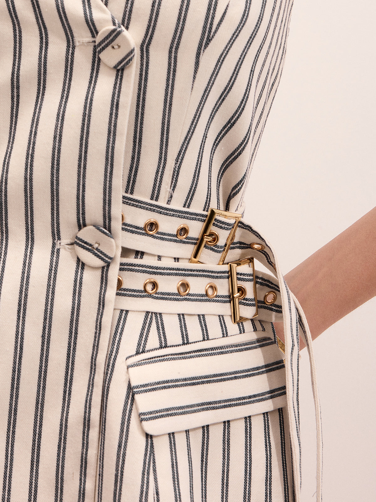Halter Yaka Çizgili Çift Kemerli Mini Elbise